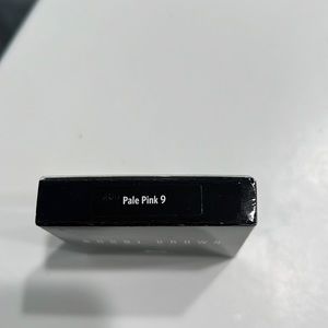 Bobbi brown Blush Pale pink